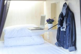 Lamurr Sukhumvit 41 Hostel