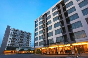 Leenova Hotel