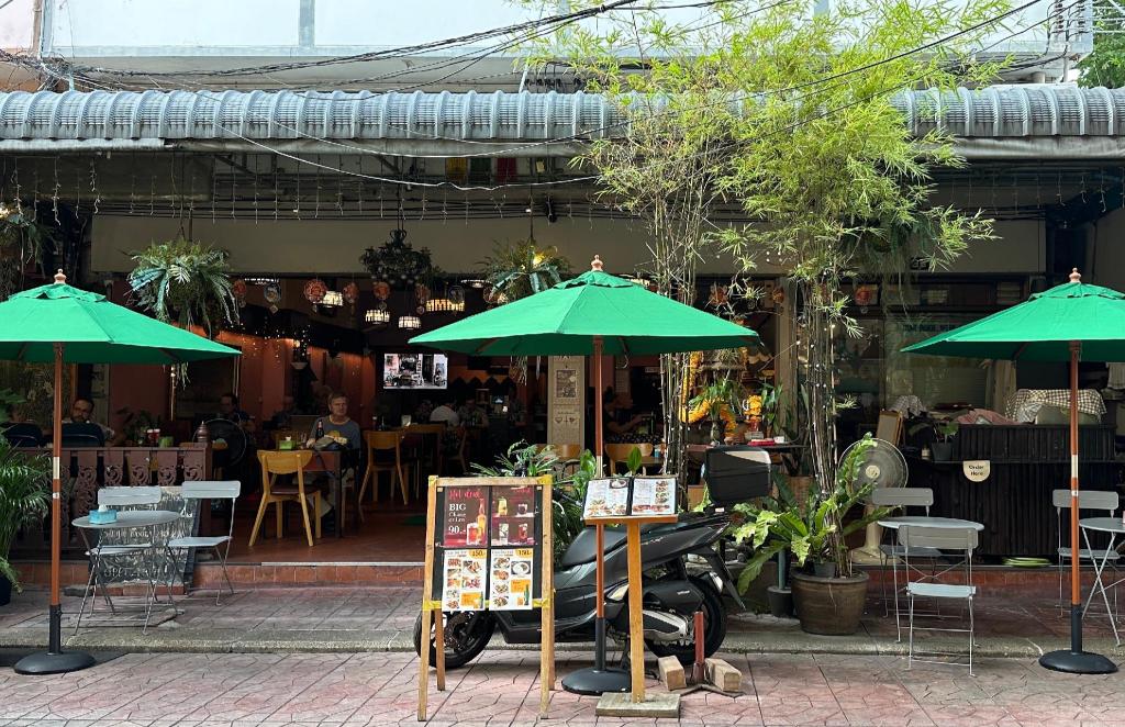 My House Guesthouse & Restaurant