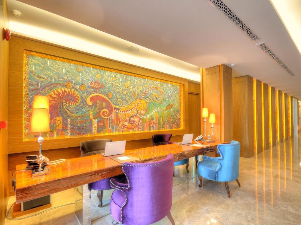 One One Bangkok Hotel