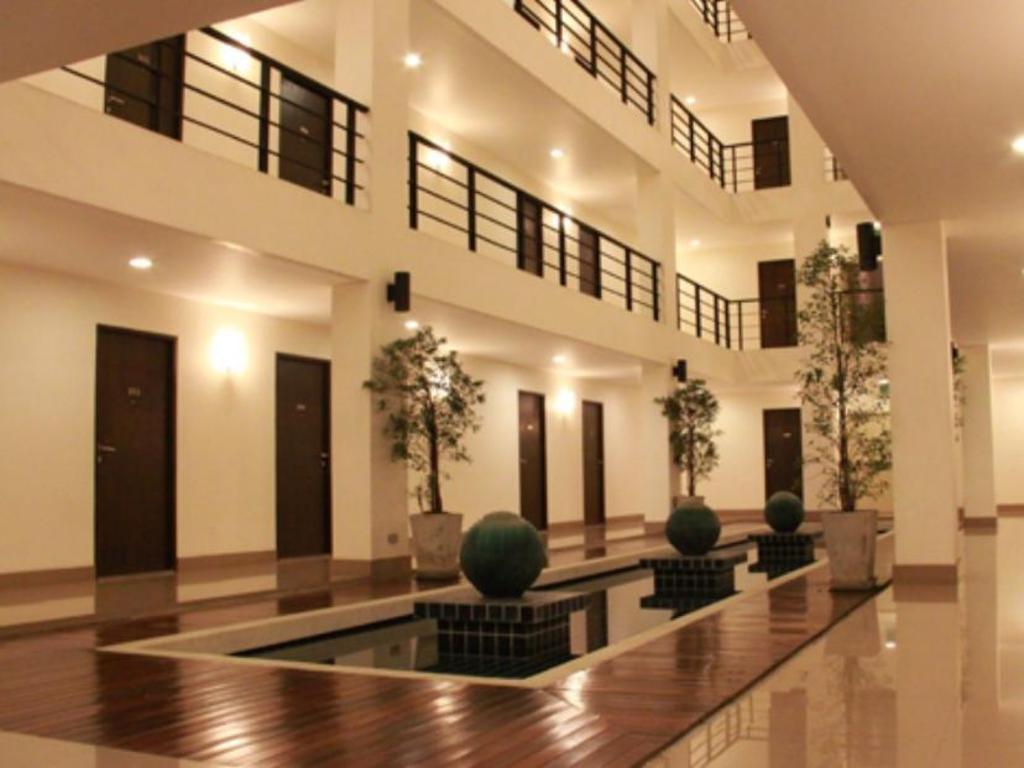 The Atrium Ratchada 13 Hotel