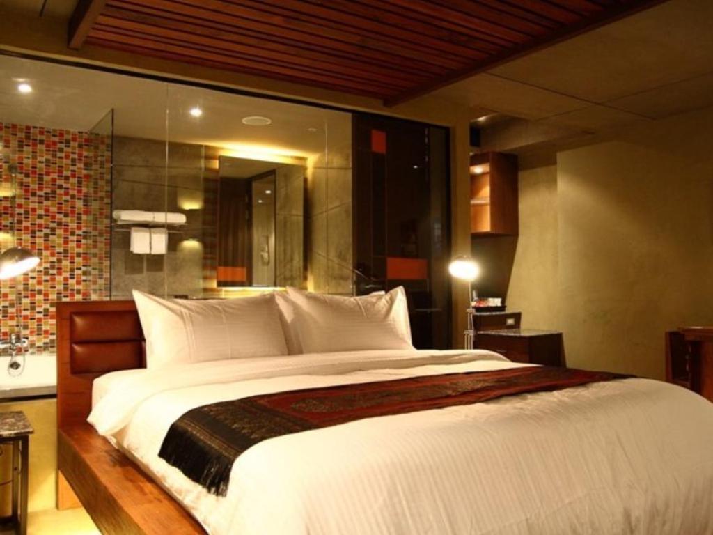 The Fusion Suites Hotel