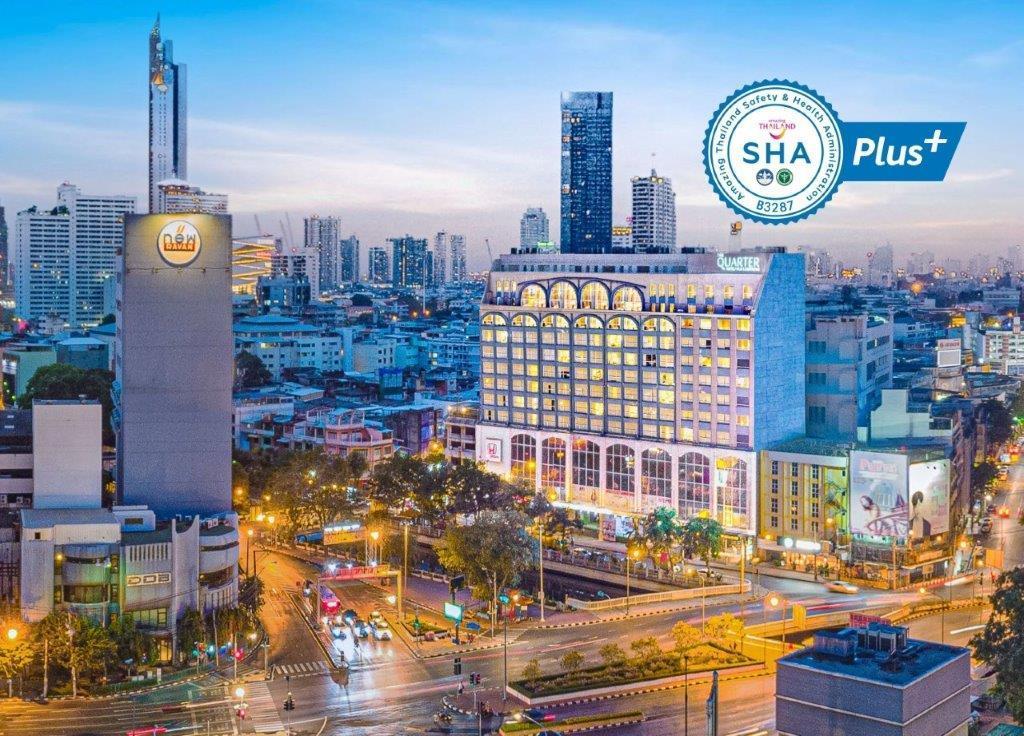 The Quarter Hualamphong by UHG