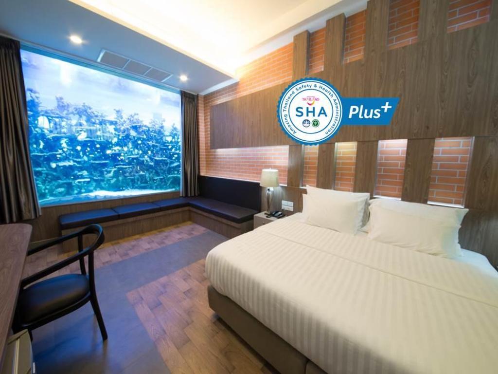 V20 Boutique Jacuzzi Hotel