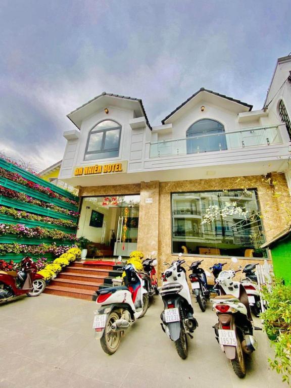 An Nhien Hotel – Dalat