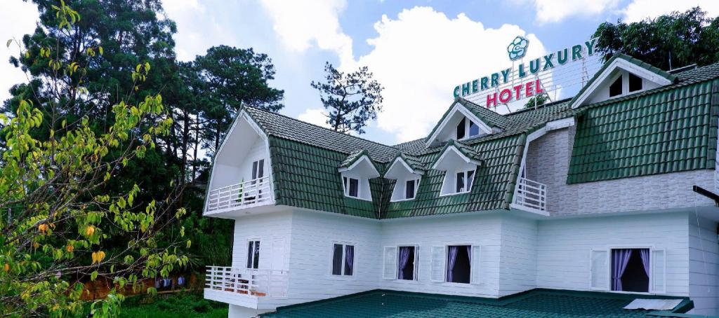 Cherry Luxury Hotel