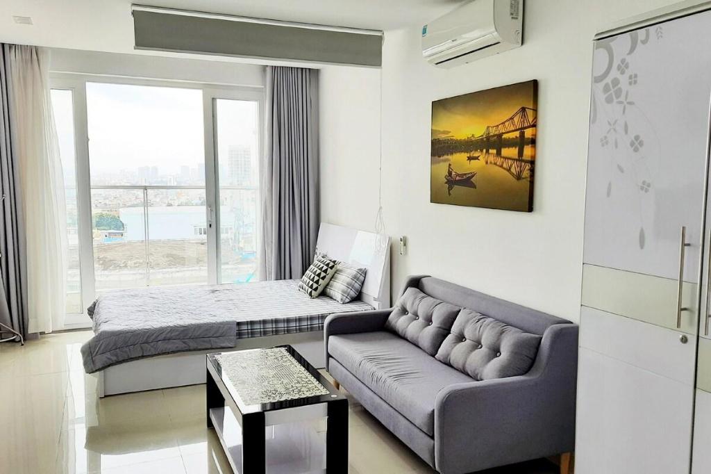 Cloud9 1 Bedroom Apartment near Airport