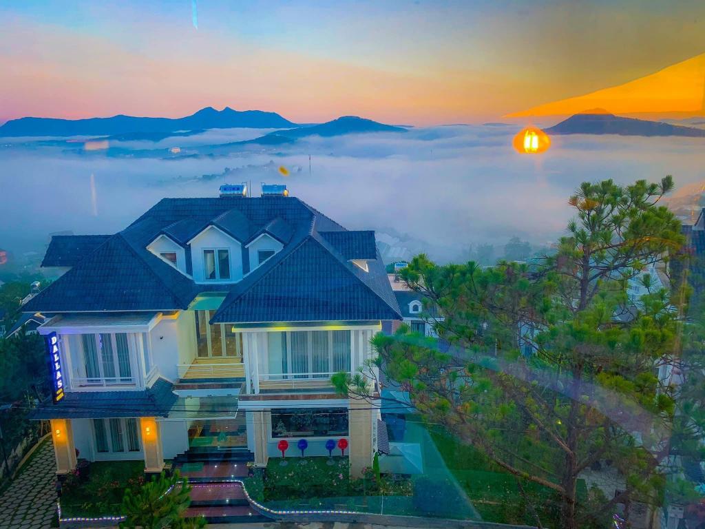 Dallas Hotel Dalat