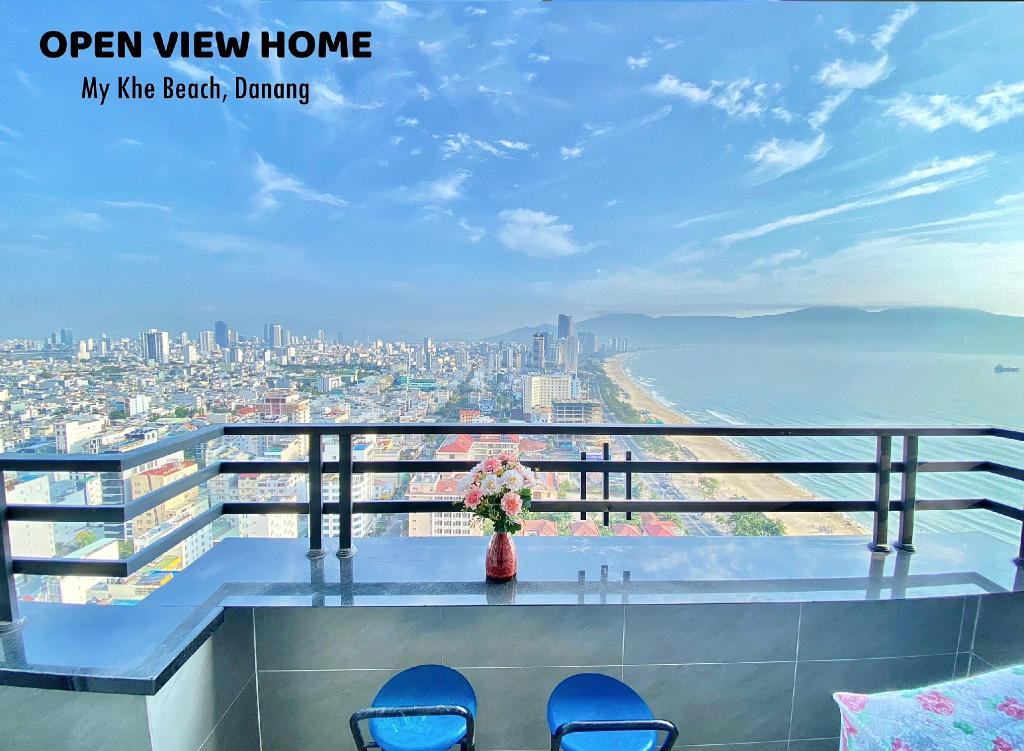 Emerald Sea Apartment at My Khe Beach Da Nang