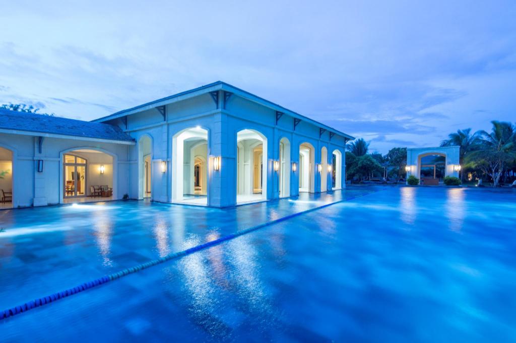 FLC Luxury Resort Samson