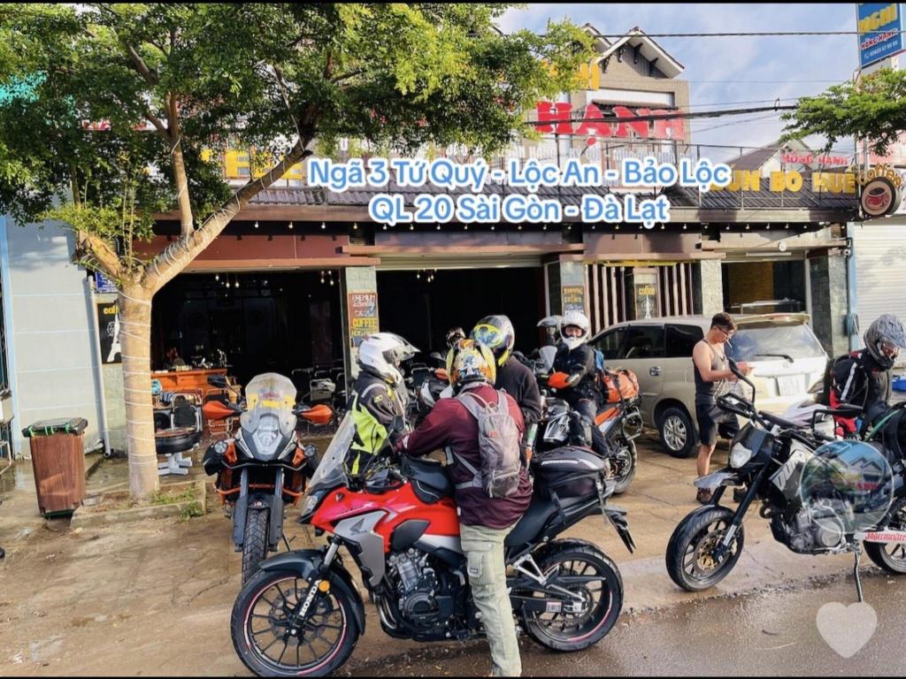 Hồng Hạnh Motel Coffee & Lake View Garden