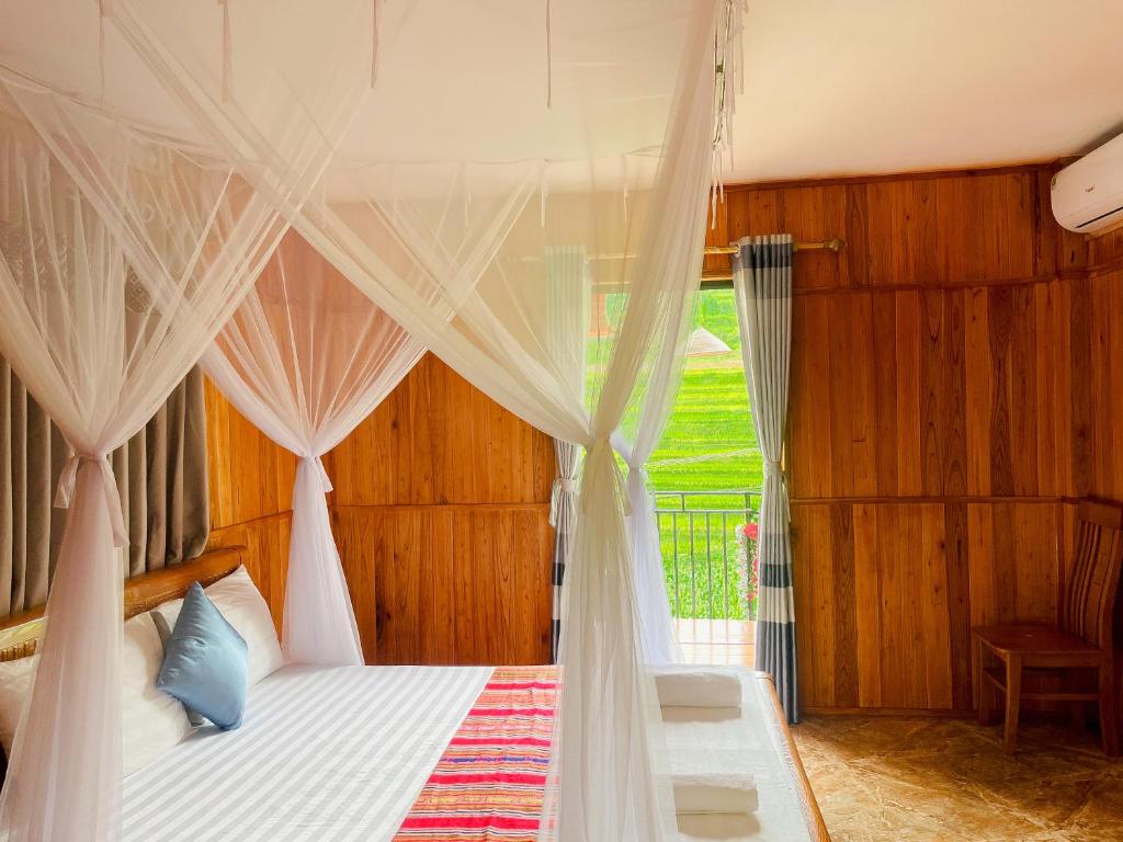 Hiếu Hương Homestay