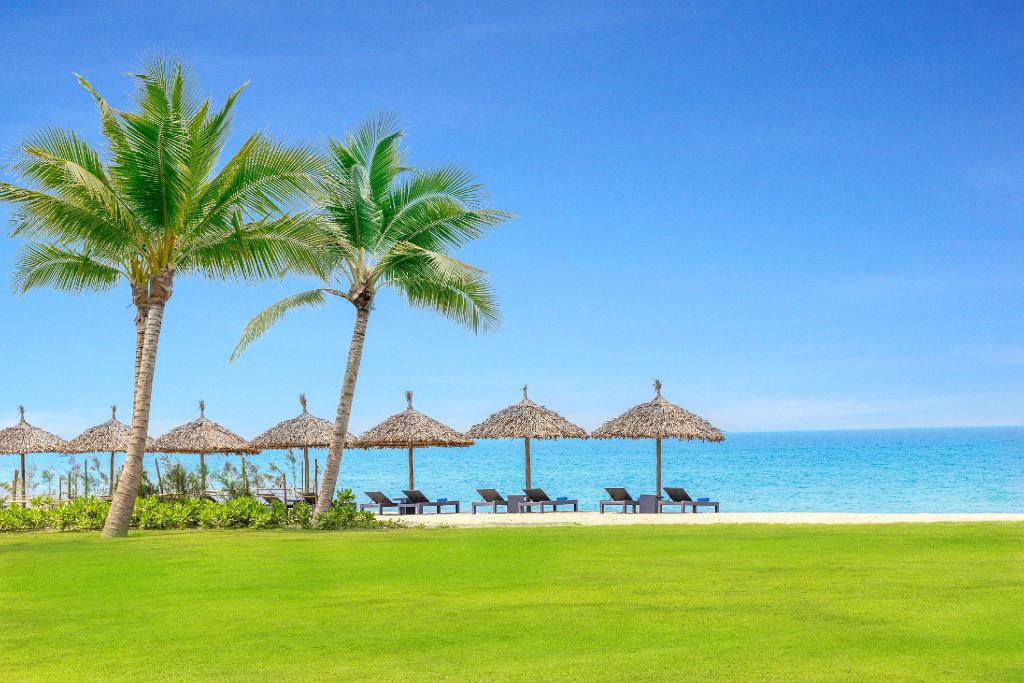 Hoi An Royal Beachfront Villas