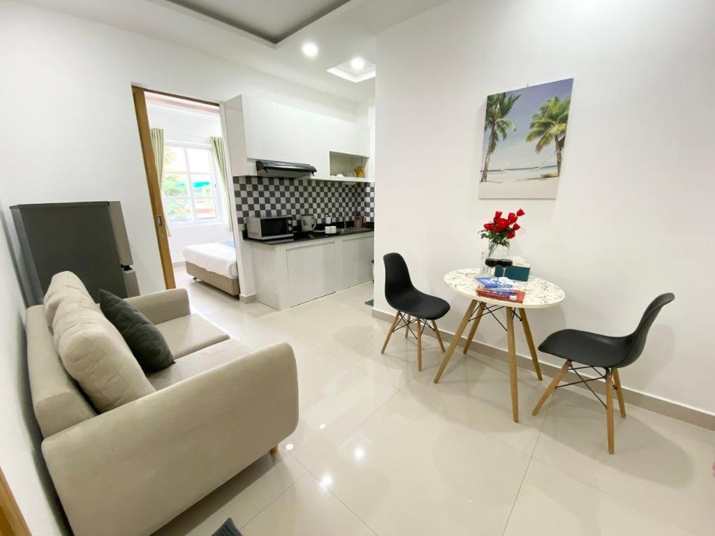 Home Away Serviced Apartment