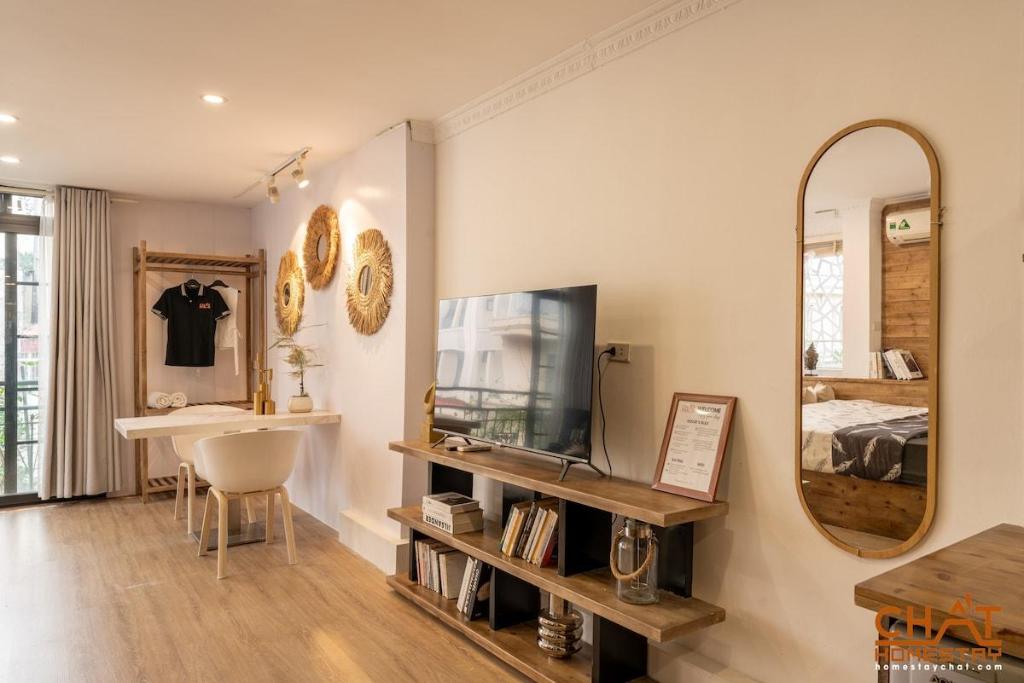 HomestayCHAT* HV5* Antique Studio 5