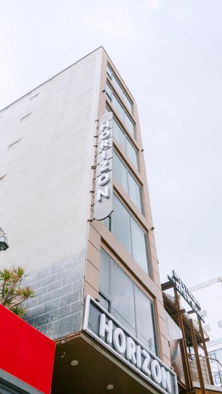 Horizon Front Beach Hotel Danang