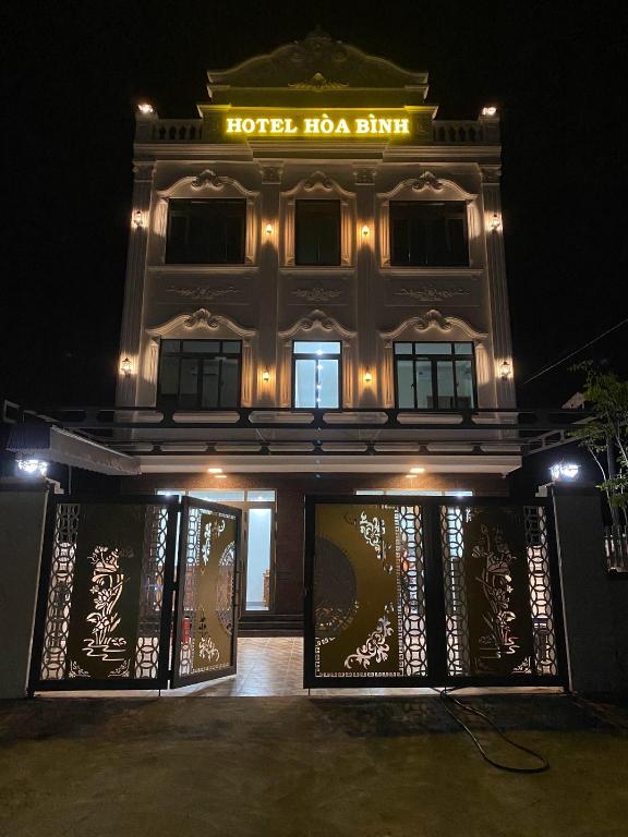 Hotel Hòa Bình