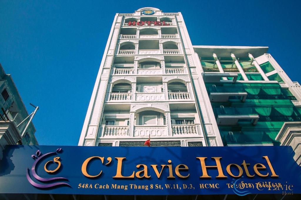 Khách Sạn C’Lavie – Saigon Airport Hotel