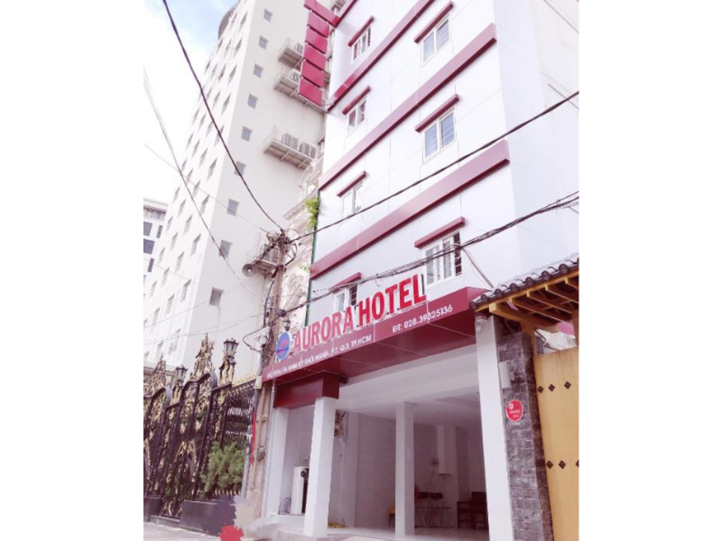 Khách sạn Aurora