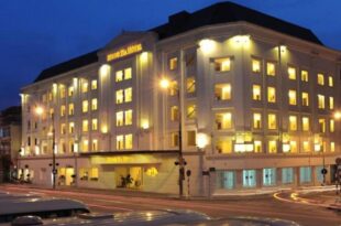 Khách sạn Hồng Hà