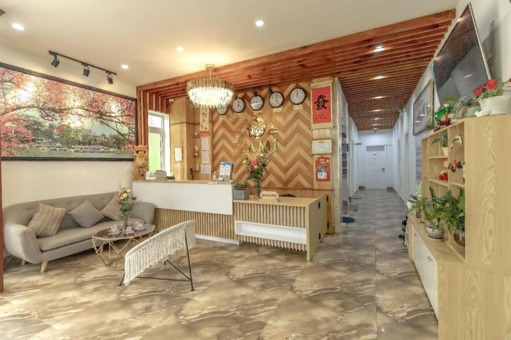 Khách sạn Lacami Đà Lạt