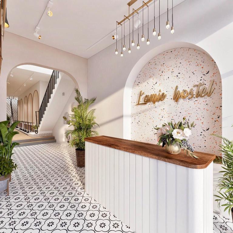 Khách sạn & Studio L’amie