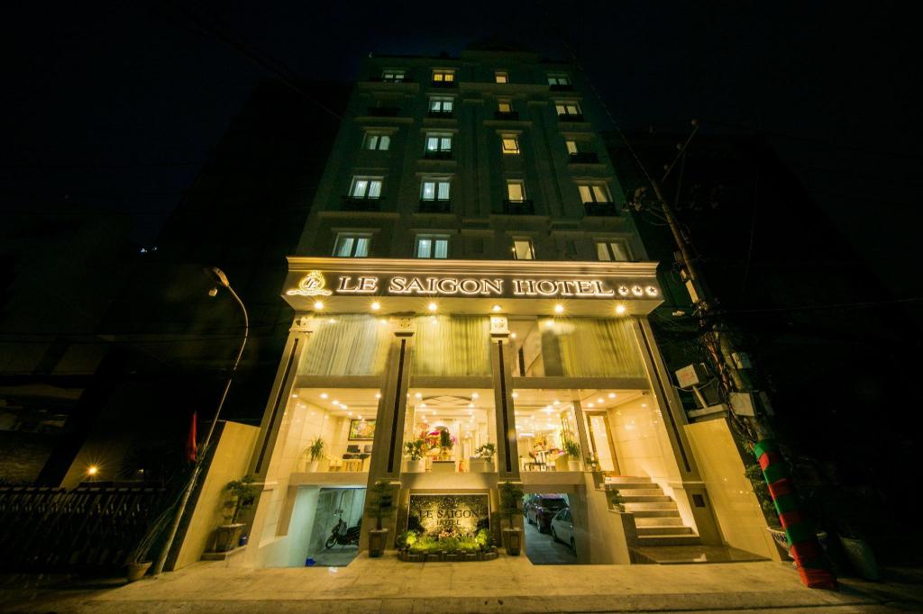 LE SAIGON HOTEL