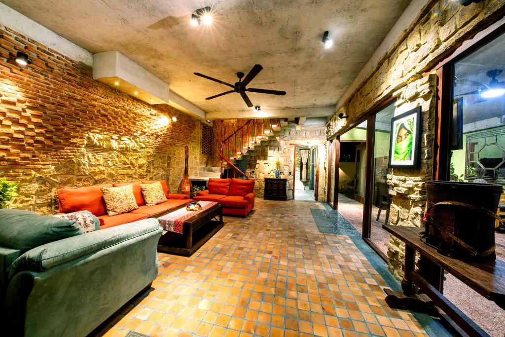 La Rocca An Bang Beach