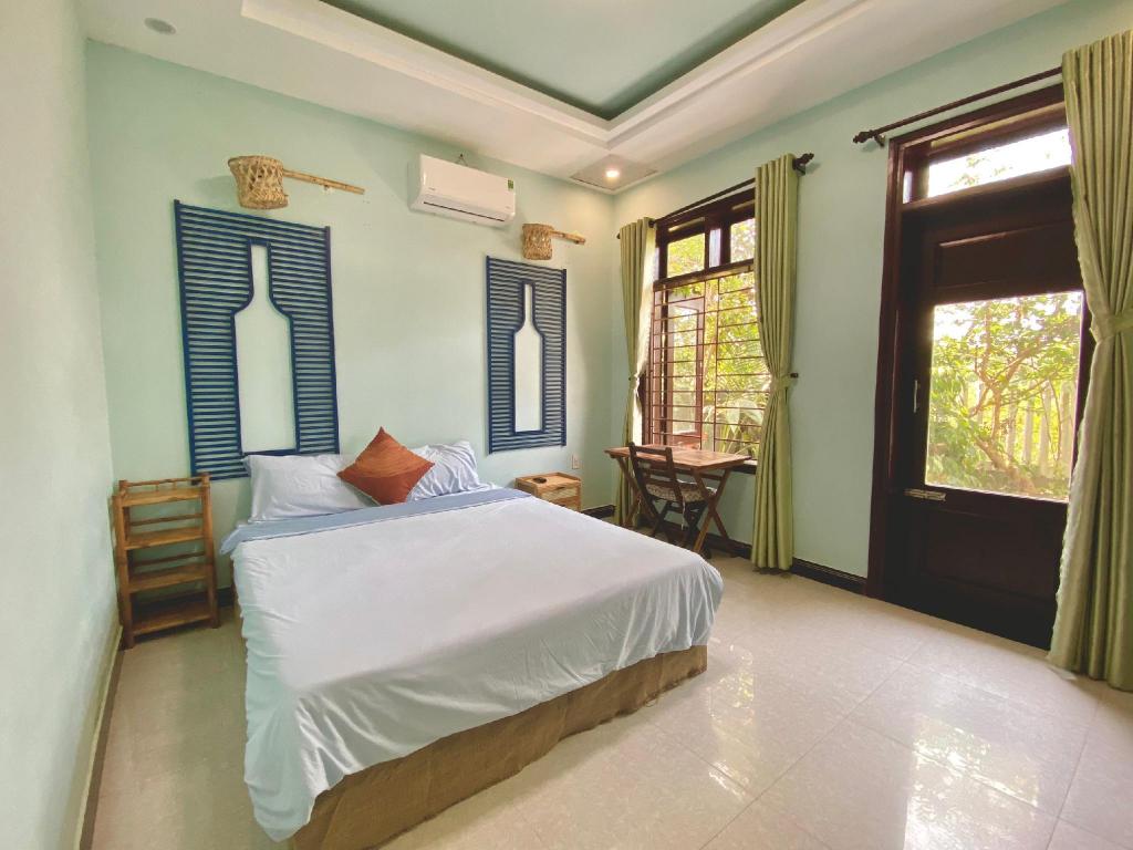Laoxao Homestay | Double Room with Terrace
