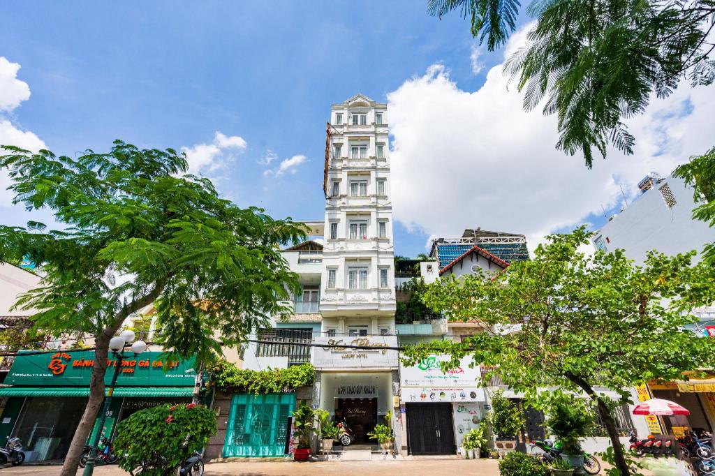 Mai Phuong – Ruby Sai Gon Hotel