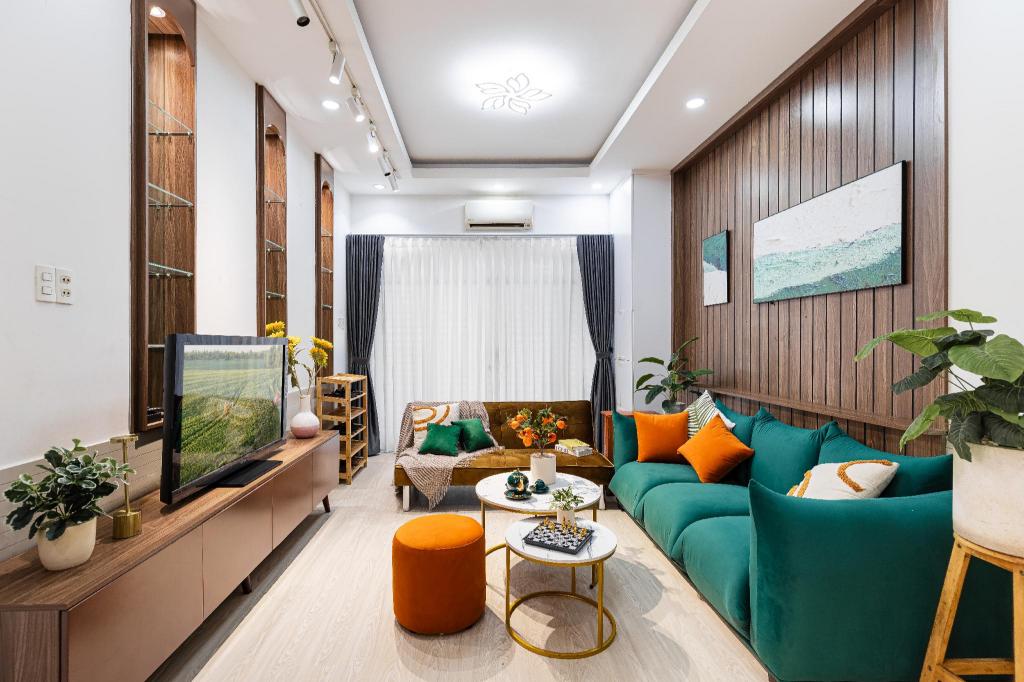 NEW | Premium 5BRs 4WC local house *centre*town