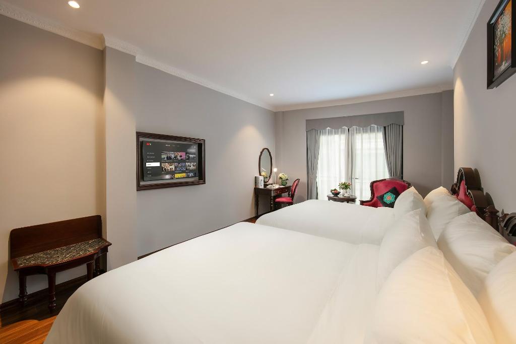 Serene Central Hotel