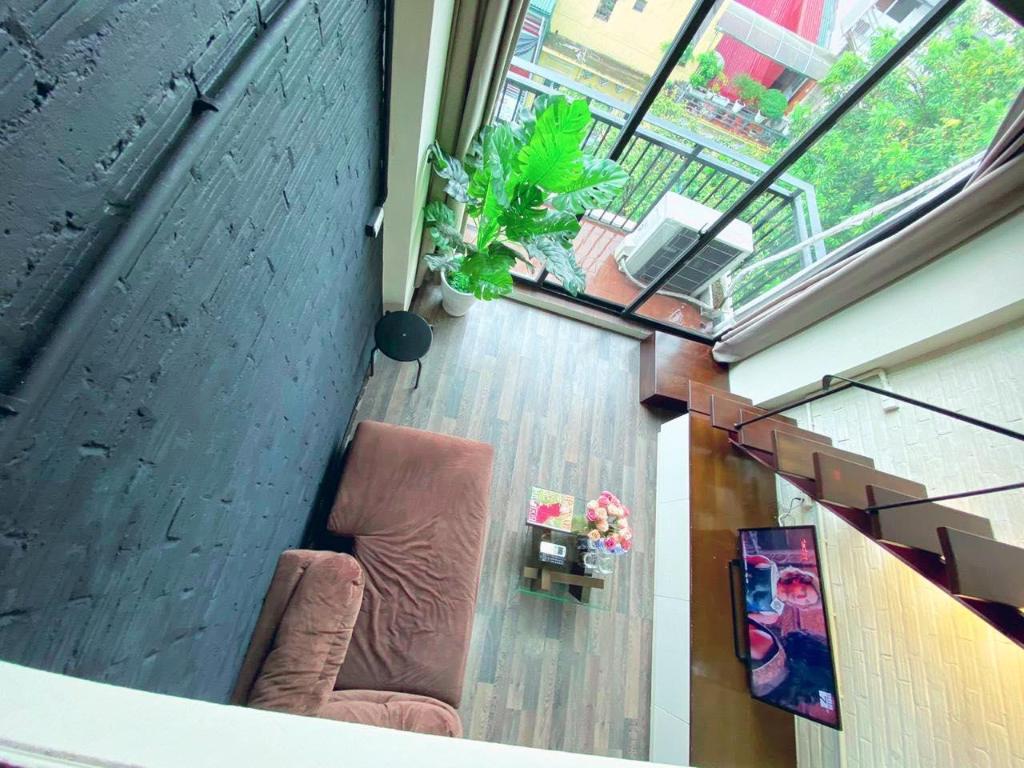 Spacious Hoan Kiem Apartment