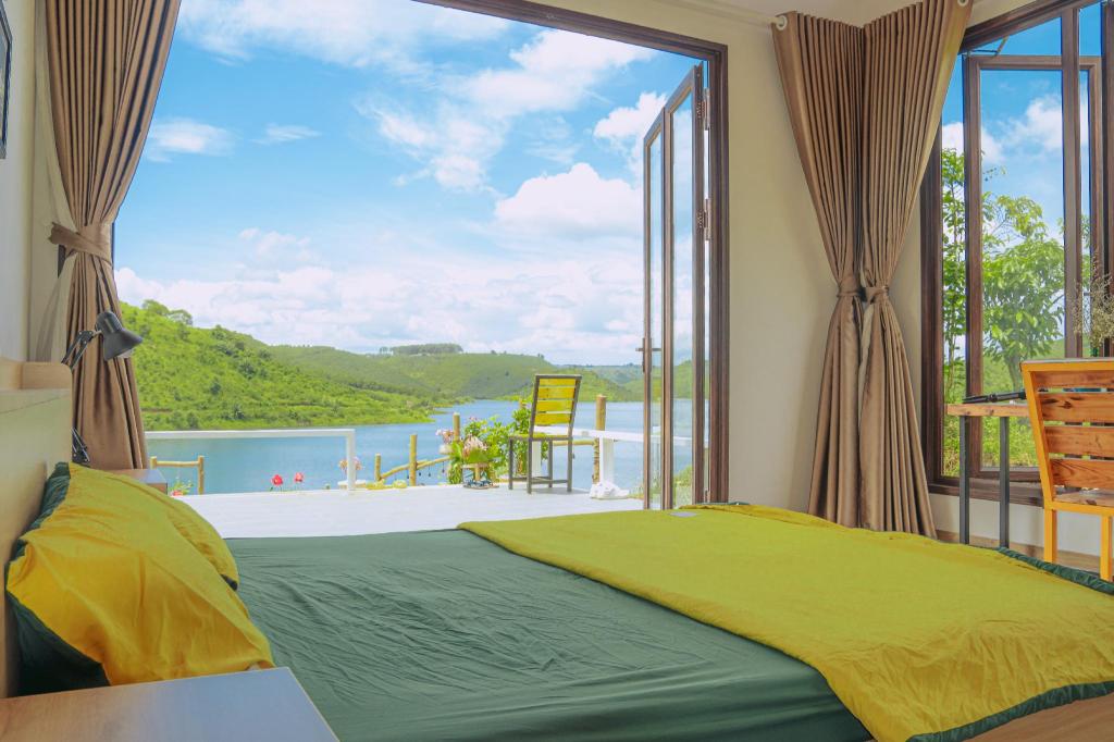 Thỏ Non Garden Bảo Lộc