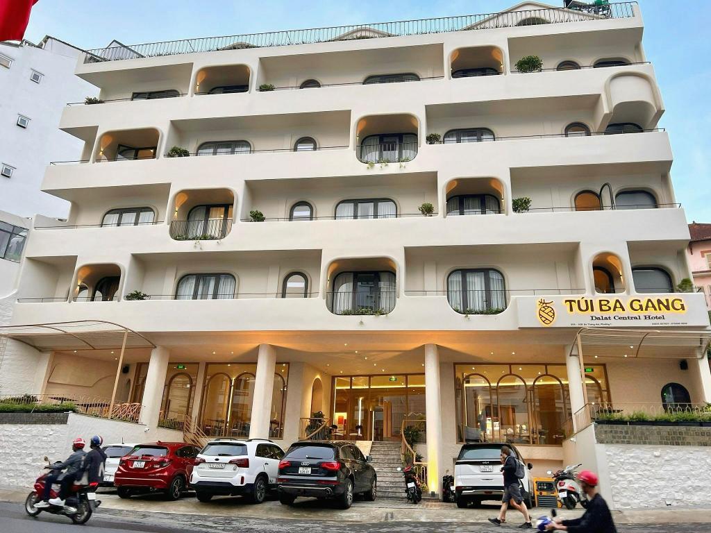 Túi Ba Gang Central Hotel