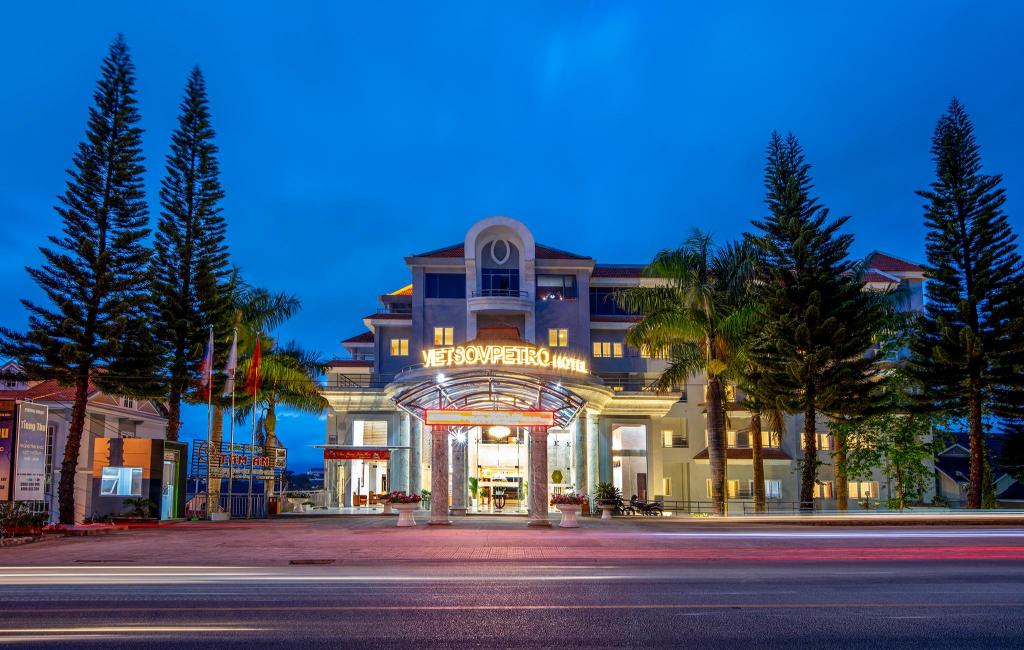 Vietsovpetro Hotel