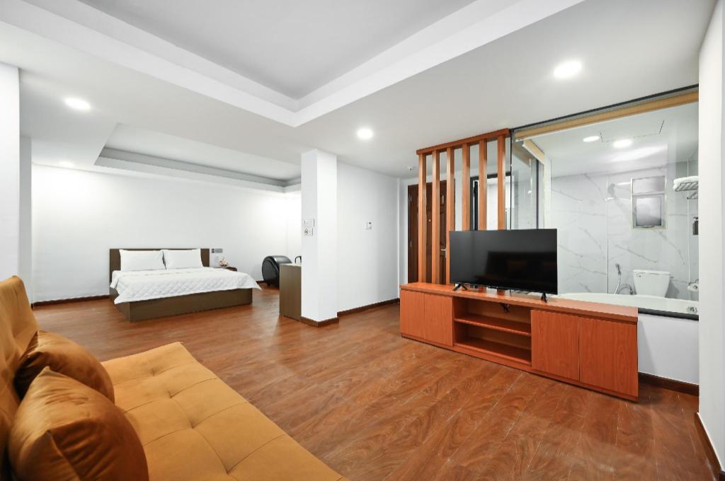 Yoko Airport Saigon Hotel