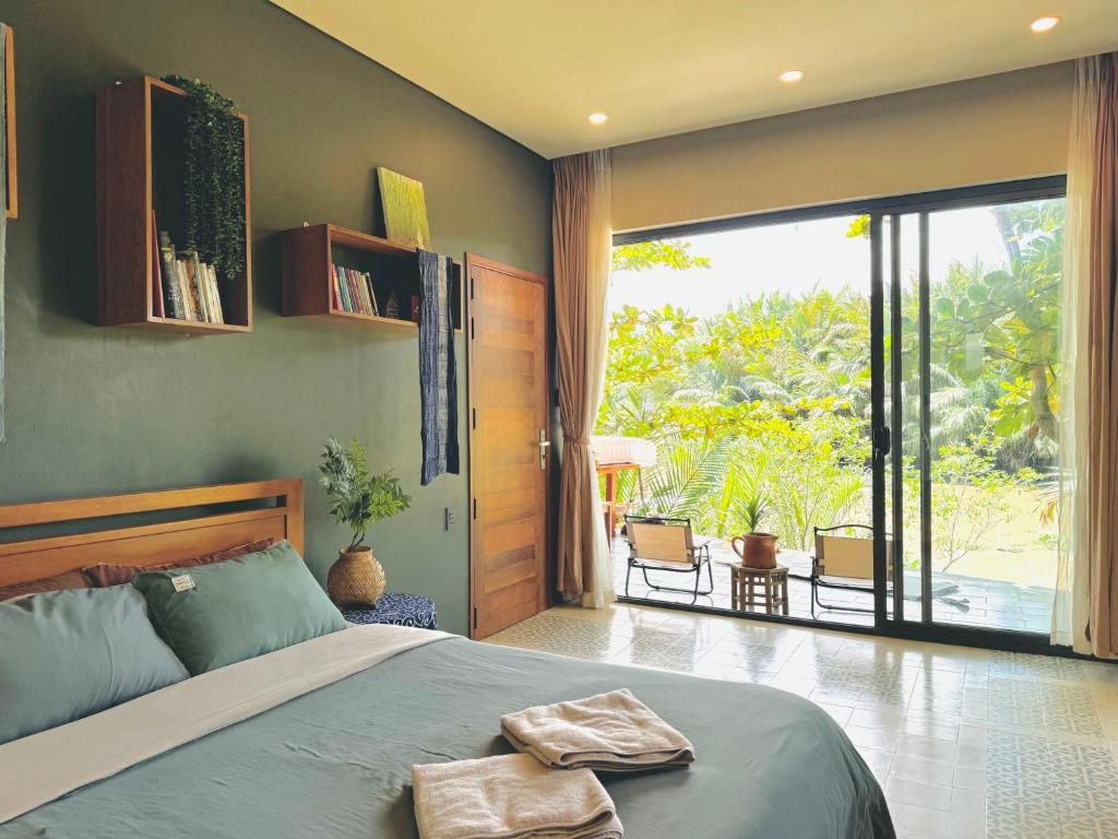 Comfy Riverside Mekong homestay Ben Tre