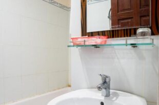 Khách Sạn Bông Sen