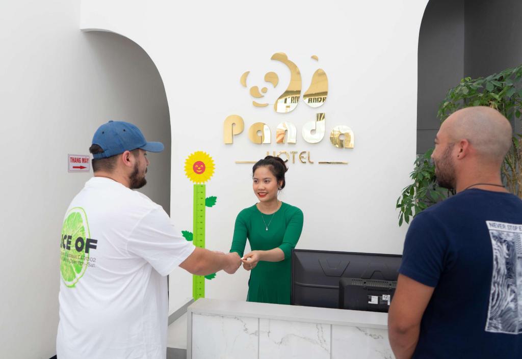 Khách sạn Panda Bãi Cháy