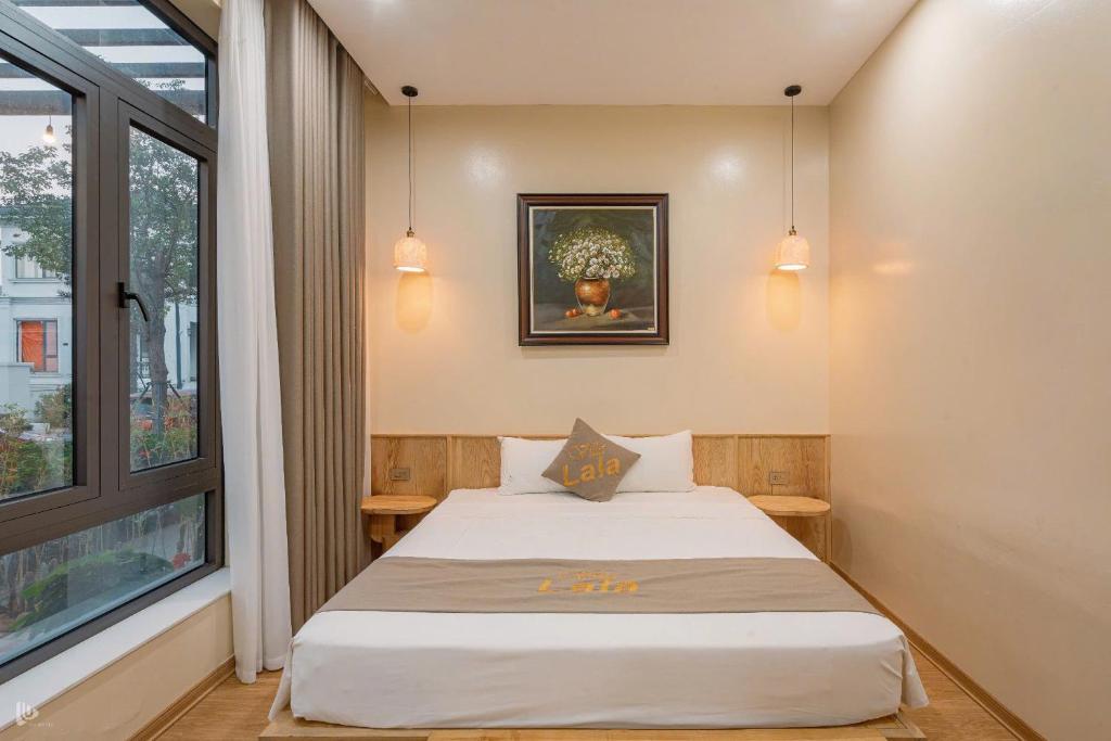 Lala BeverlyHill Hạ Long