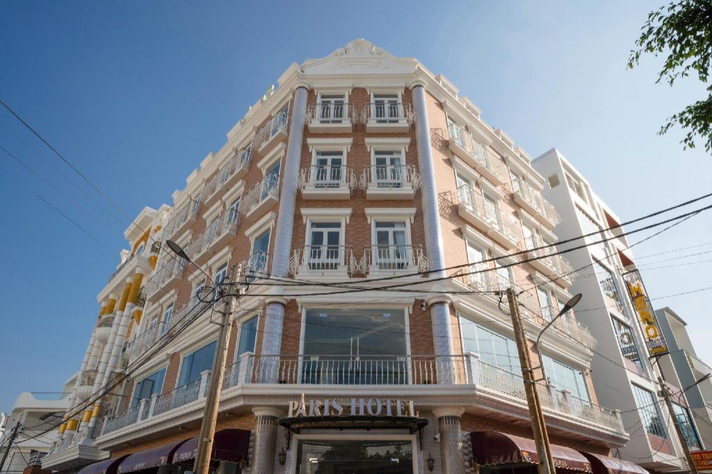 PARIS HOTEL CHAU DOC