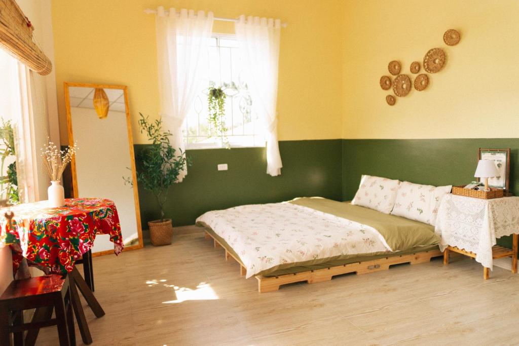 Phòng Sầu Riêng(Durian Room) – Nhà Mơ Homestay