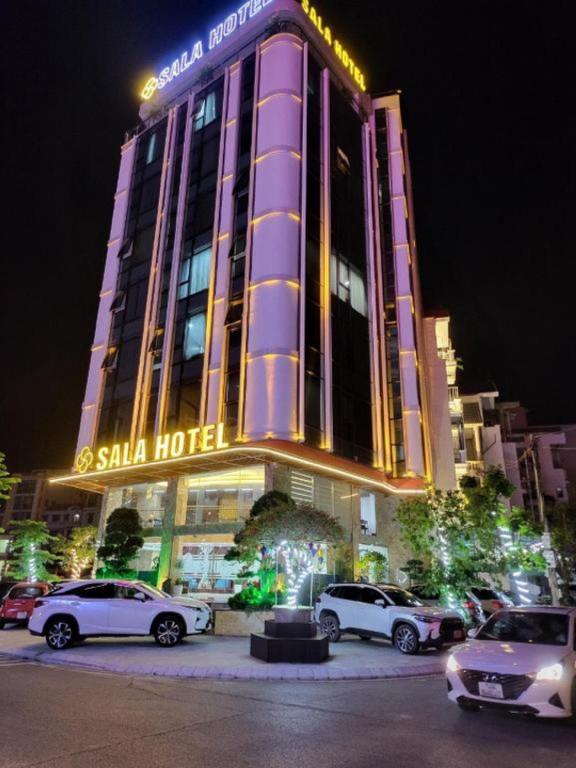 SALA HOTEL MÓNG CÁI