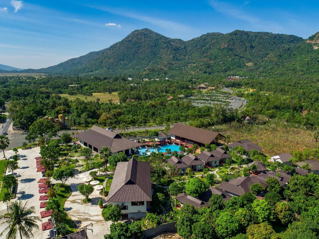 SANG NHU NGOC RESORT