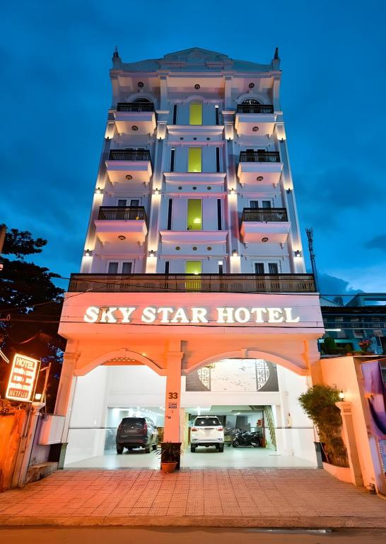 SKY STAR HOTEL, Gò Vấp