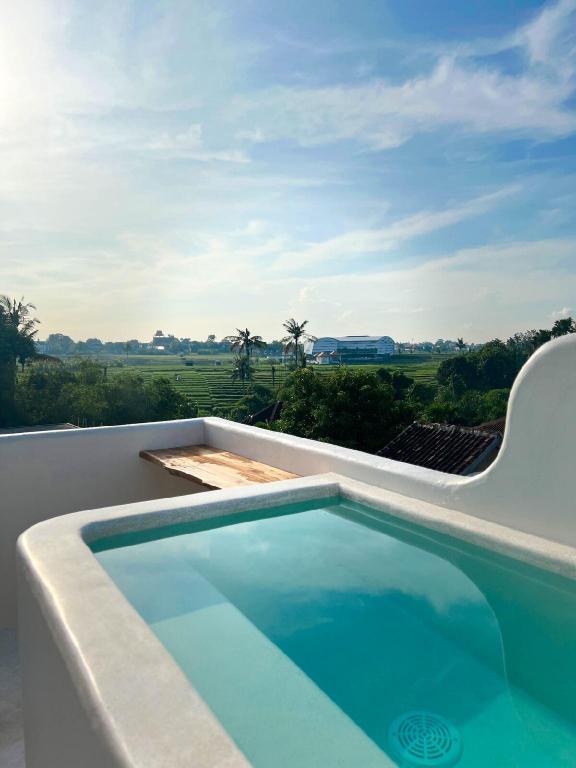Aesthetic 3BR Villa in Canggu!