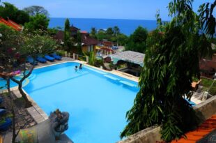 Amed Cafe & Hotel Kebun Wayan