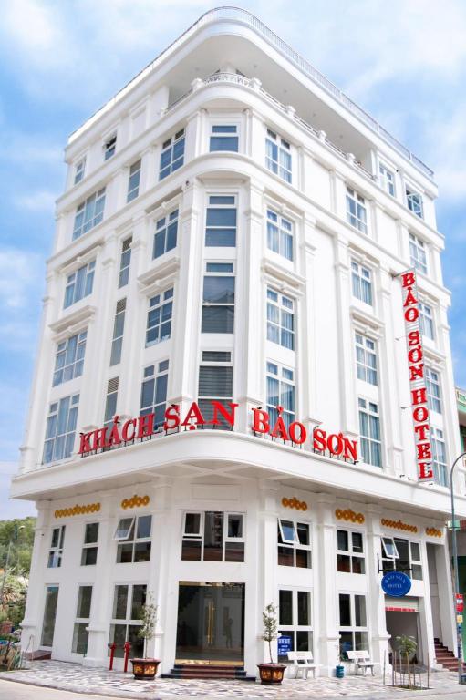Bảo Sơn Hotel