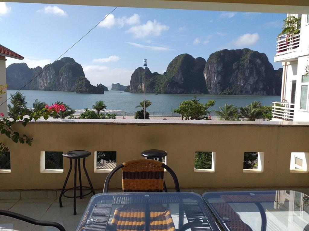 Ha Long Lily Homestay